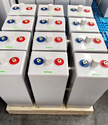 2V 500Ah avançou a bateria de armazenamento do gel de Opzv da série da bateria acidificada ao chumbo para sistemas do armazenamento de energia
